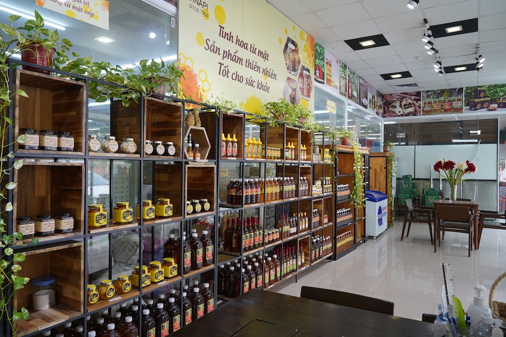  Sữa ong chúa tươi có tác dụng gì với phụ nữ?